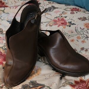 B⌀rn Brand Women's shoes, size 10
